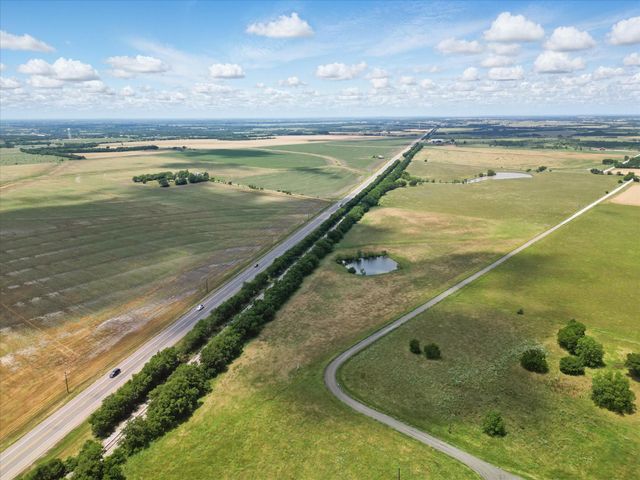 6500 County Road 1050, Celeste, TX 75423