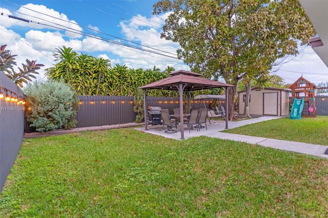 7585 SW 28th Street, Miami, FL 33155