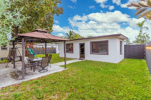 7585 SW 28th Street, Miami, FL 33155