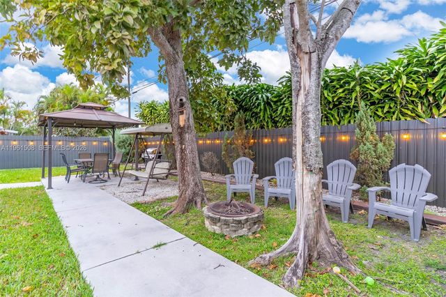 7585 SW 28th Street, Miami, FL 33155