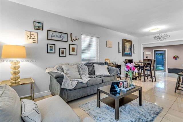 7585 SW 28th Street, Miami, FL 33155