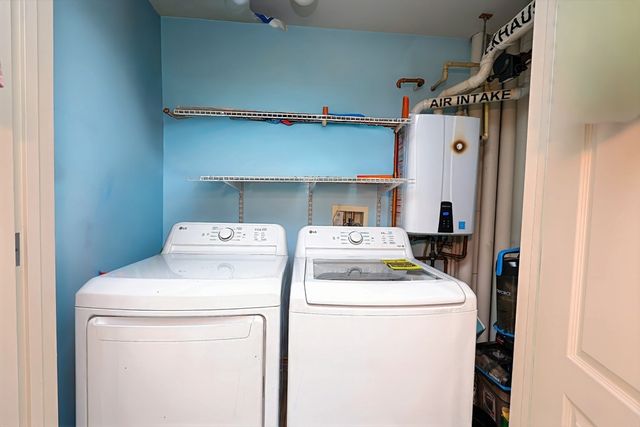 614 Pond St 1411, Braintree, MA 02184