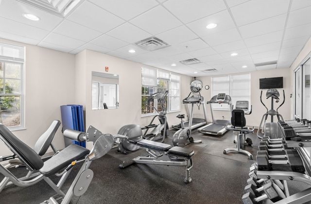 614 Pond St 1411, Braintree, MA 02184