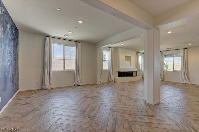 6390 Montrose Park Court, Las Vegas, NV 89149
