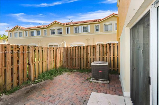 8242 NW 107th Ct 8-12, Doral, FL 33178