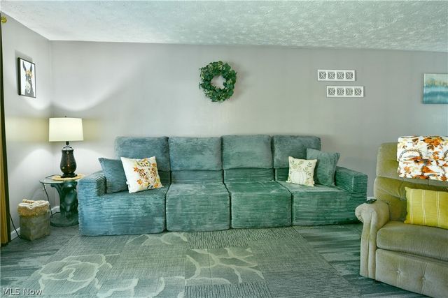 600 Pegotty Court NE, Warren, OH 44484