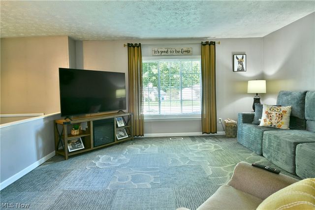 600 Pegotty Court NE, Warren, OH 44484