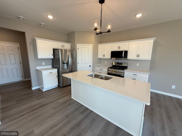 2753 Iverson Avenue NE, Saint Michael, MN 55376