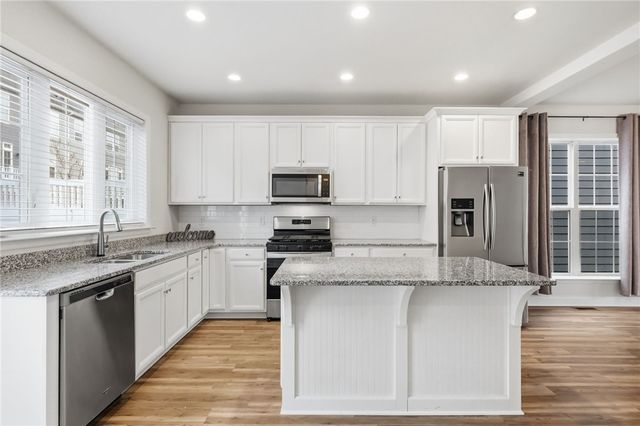 1115 Sray Ln, South Fayette, PA 15017