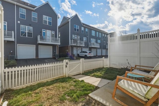 1115 Sray Ln, South Fayette, PA 15017