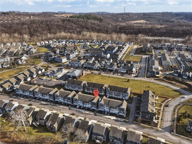 1115 Sray Ln, South Fayette, PA 15017