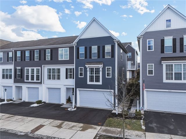 1115 Sray Ln, South Fayette, PA 15017