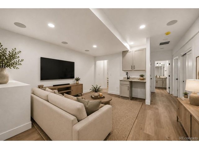 4500 S Delaware St, Englewood, CO 80110