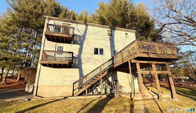 105 Riverside Drive, Meriden, CT 06451