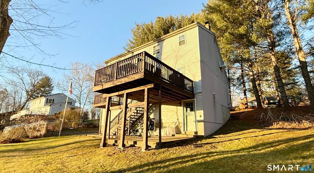 105 Riverside Drive, Meriden, CT 06451