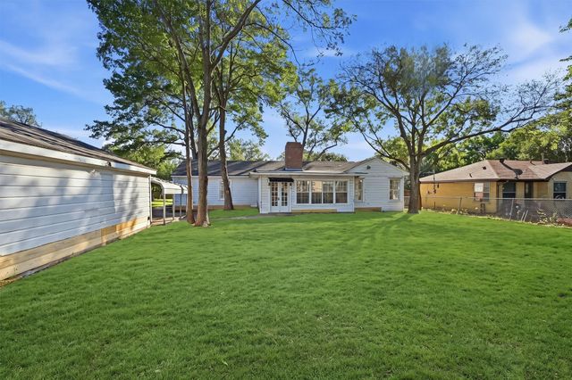 1420 N Shannon Street, Sherman, TX 75092