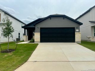 852 Heartseed Avenue, New Braunfels, TX 78130