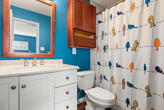 2 W STEELE STREET, Orlando, FL 32804