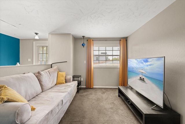 2 W STEELE STREET, Orlando, FL 32804