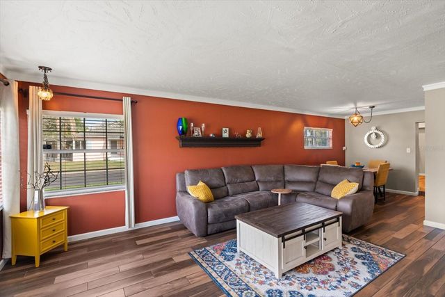 2 W STEELE STREET, Orlando, FL 32804