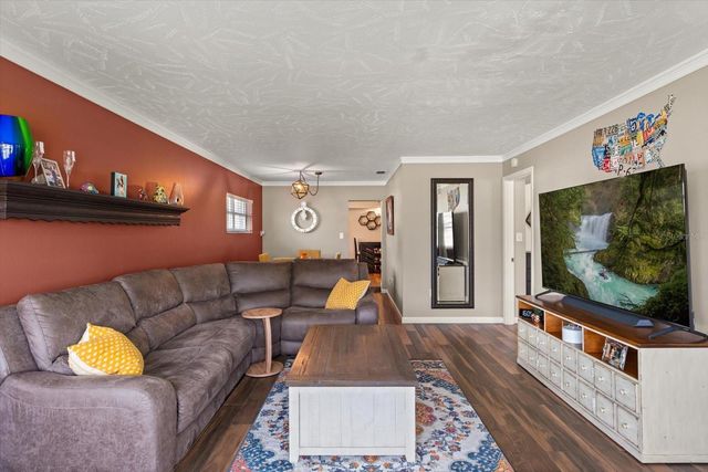 2 W STEELE STREET, Orlando, FL 32804