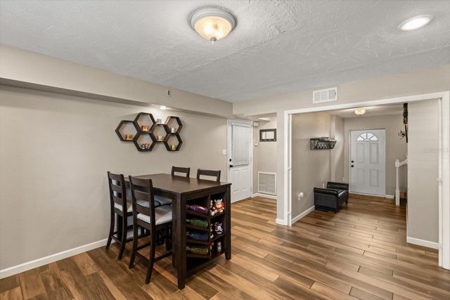 2 W STEELE STREET, Orlando, FL 32804