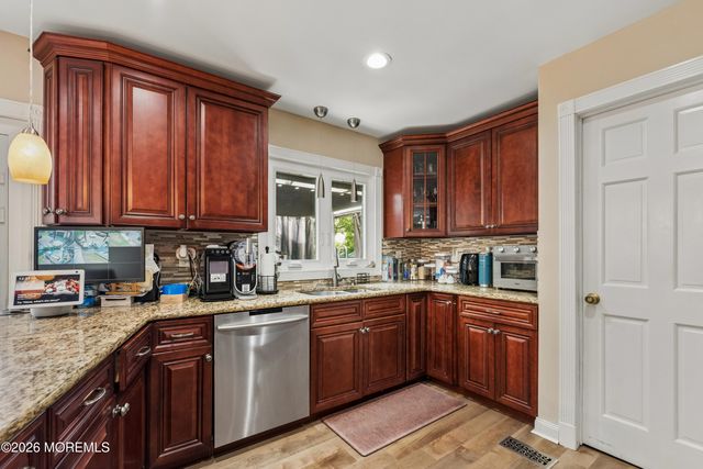 1012 Eastwind Avenue, Toms River, NJ 08753
