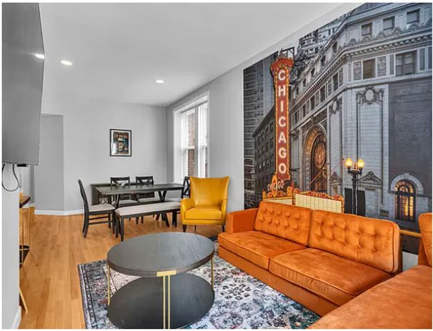 448 N Aberdeen Street 2, Chicago, IL 60642