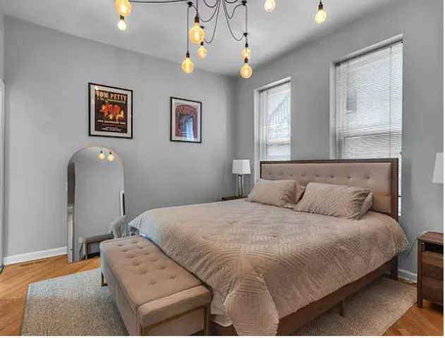 448 N Aberdeen Street 2, Chicago, IL 60642