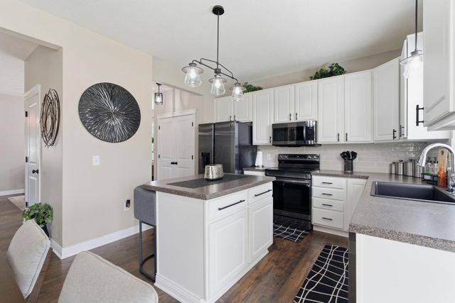 116 Cameron Drive, Pataskala, OH 43062