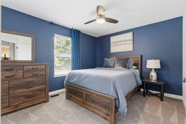 116 Cameron Drive, Pataskala, OH 43062