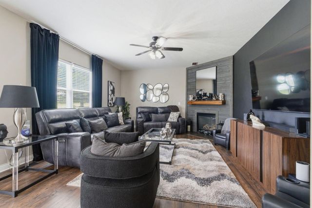 116 Cameron Drive, Pataskala, OH 43062