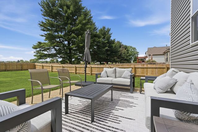 116 Cameron Drive, Pataskala, OH 43062