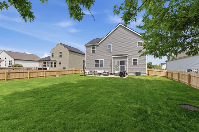 116 Cameron Drive, Pataskala, OH 43062