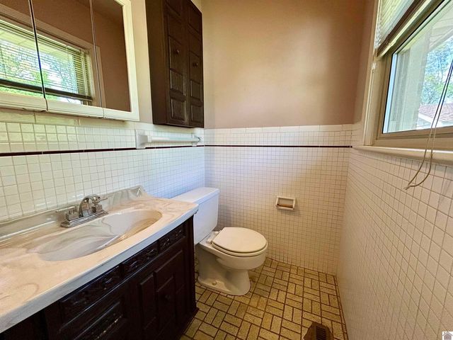718 N 34th St, Paducah, KY 42001
