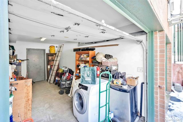 34-46 10th Street, Astoria, NY 11106