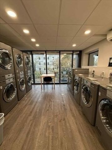 23 Fuller Street 23, Brookline, MA 02446