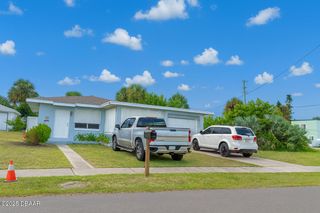 1517 N Grandview Avenue, Daytona Beach, FL 32118