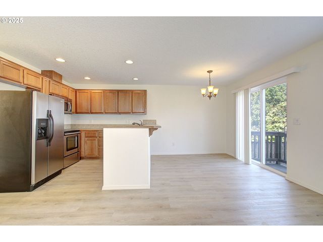 1816 Ne 90TH Cir, Vancouver, WA 98665