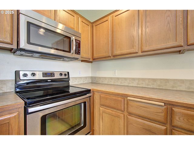 1816 Ne 90TH Cir, Vancouver, WA 98665