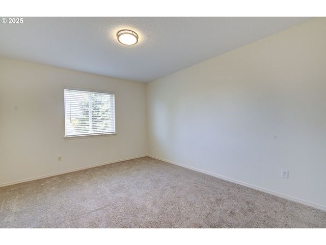 1816 Ne 90TH Cir, Vancouver, WA 98665