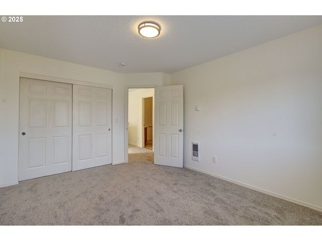 1816 Ne 90TH Cir, Vancouver, WA 98665