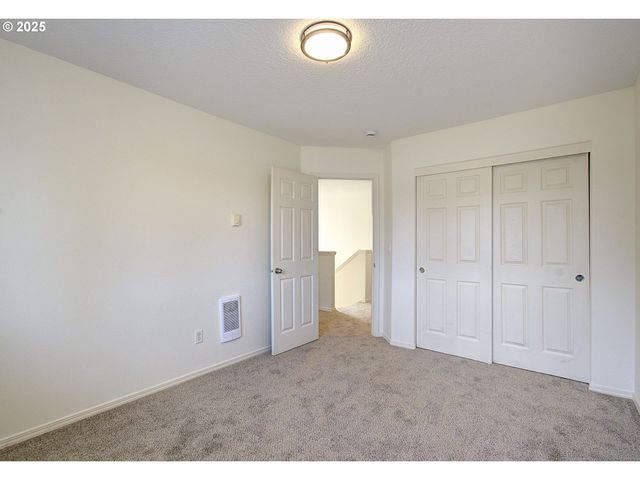 1816 Ne 90TH Cir, Vancouver, WA 98665