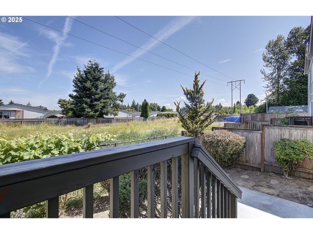1816 Ne 90TH Cir, Vancouver, WA 98665