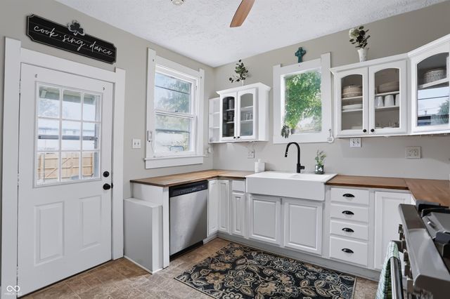 399 W Adams Street, Franklin, IN 46131