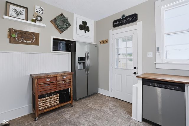 399 W Adams Street, Franklin, IN 46131