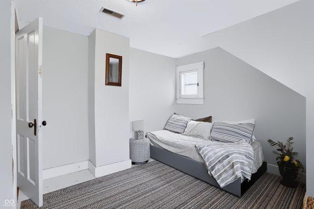 399 W Adams Street, Franklin, IN 46131