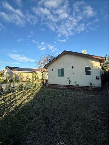 8412 Etiwanda Avenue, Northridge, CA 91325