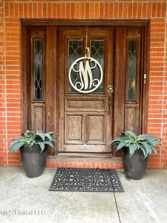 205 Hazlewood Drive, Brookhaven, MS 39601
