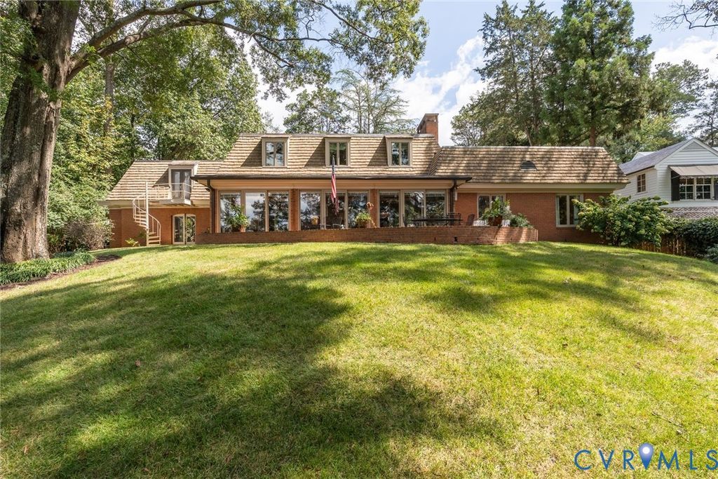 6128 Saint Andrews Cir, Richmond, VA 23226